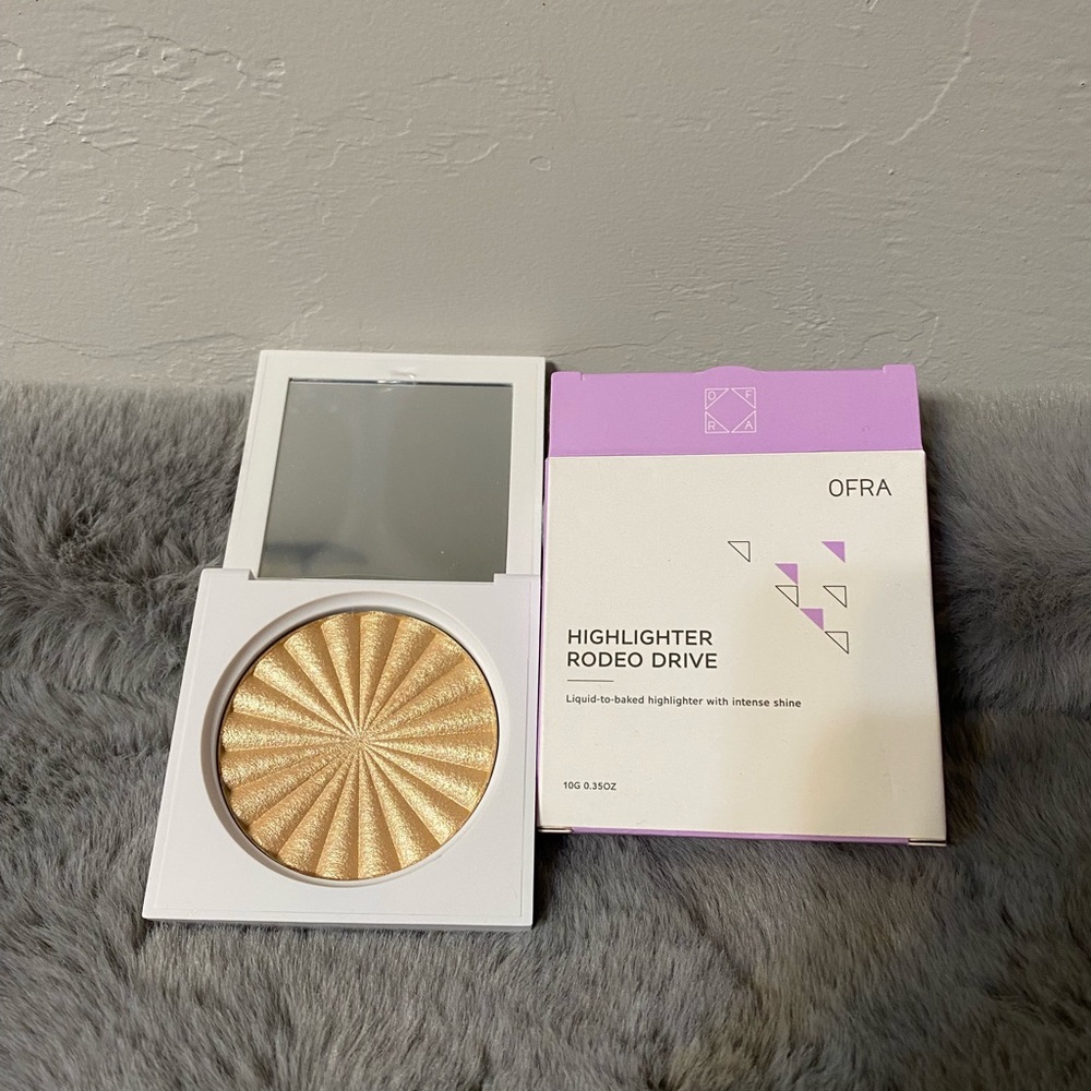 OFRA Highlighter